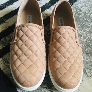 Steve Madden Eccentric-Q Platform Sneakers